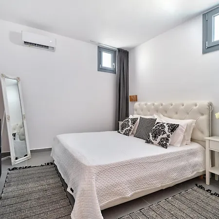 Apartment Paros Iconic