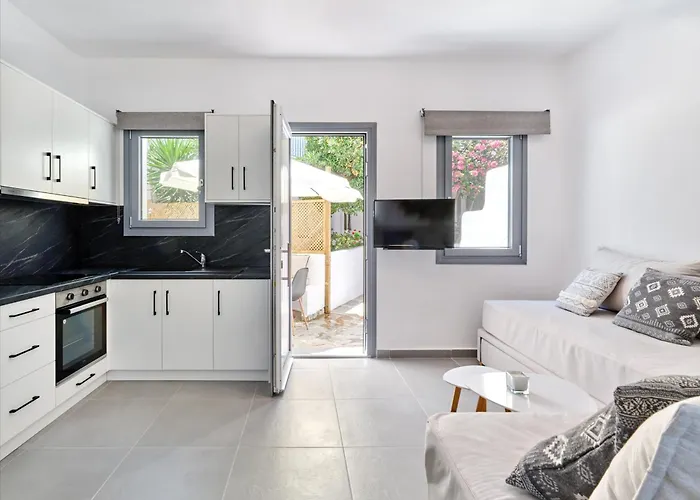 Paros Iconic * Náusza